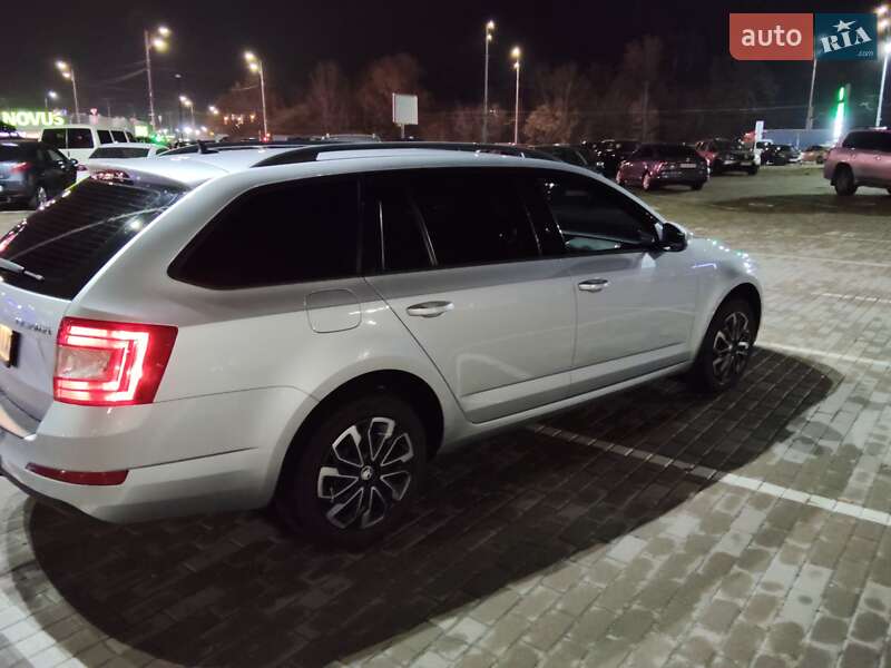 Универсал Skoda Octavia 2016 в Киеве