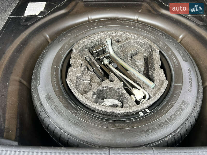 Универсал Skoda Octavia 2013 в Луцке фото 49 Универсал Skoda Octavia 2013 в Луцке