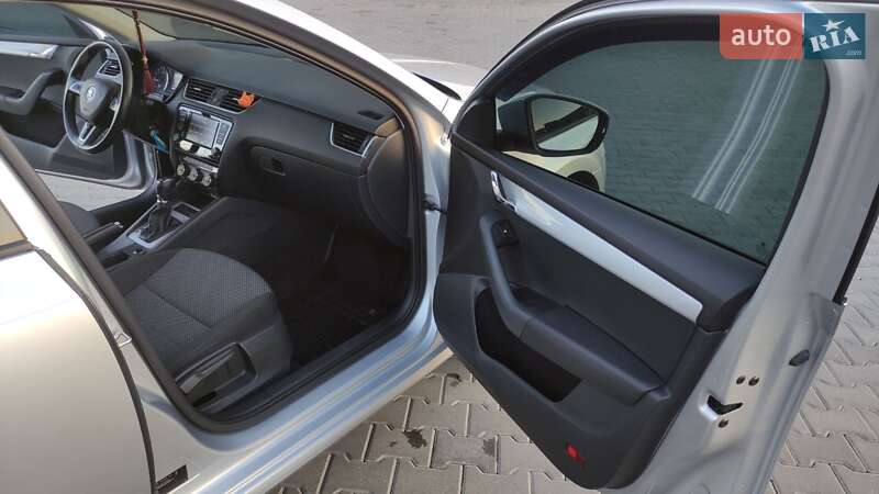 Универсал Skoda Octavia 2016 в Черновцах