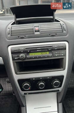 Ліфтбек Skoda Octavia 2010 в Лубнах