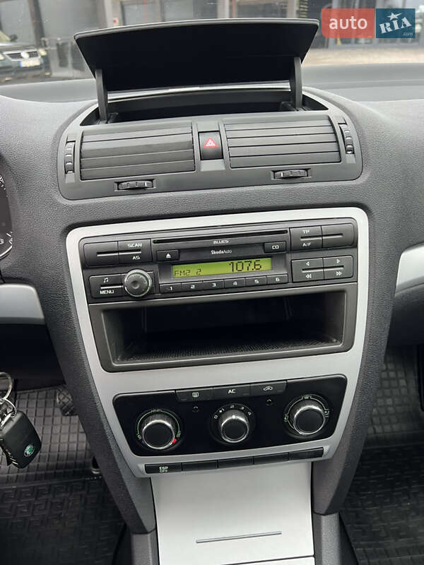 Ліфтбек Skoda Octavia 2010 в Лубнах фото 32 Ліфтбек Skoda Octavia 2010 в Лубнах