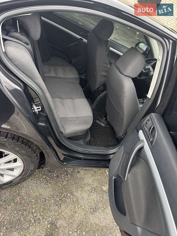 Ліфтбек Skoda Octavia 2010 в Житомирі