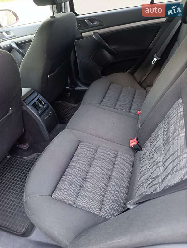 Лифтбек Skoda Octavia 2010 в Луцке фото 17 Лифтбек Skoda Octavia 2010 в Луцке