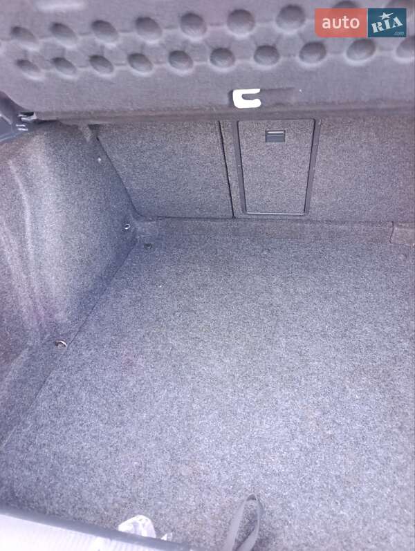 Лифтбек Skoda Octavia 2010 в Луцке фото 19 Лифтбек Skoda Octavia 2010 в Луцке