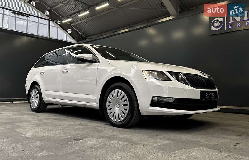 Универсал Skoda Octavia 2019 в Киеве