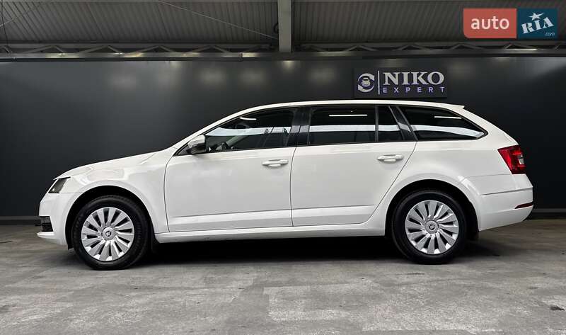 Универсал Skoda Octavia 2019 в Киеве