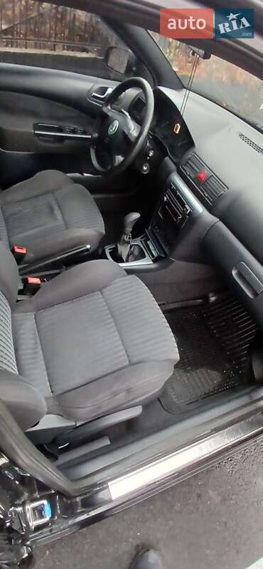 Ліфтбек Skoda Octavia 2006 в Харкові