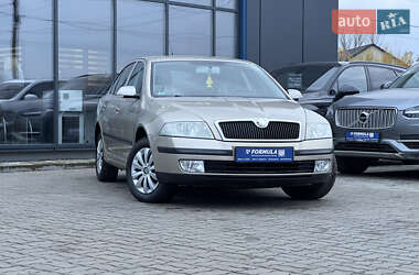 Ліфтбек Skoda Octavia 2005 в Нововолинську