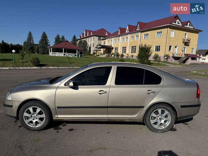 Лифтбек Skoda Octavia 2004 в Коломые