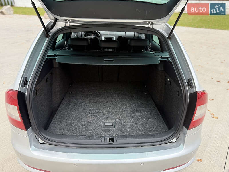 Универсал Skoda Octavia 2010 в Луцке фото 27 Универсал Skoda Octavia 2010 в Луцке