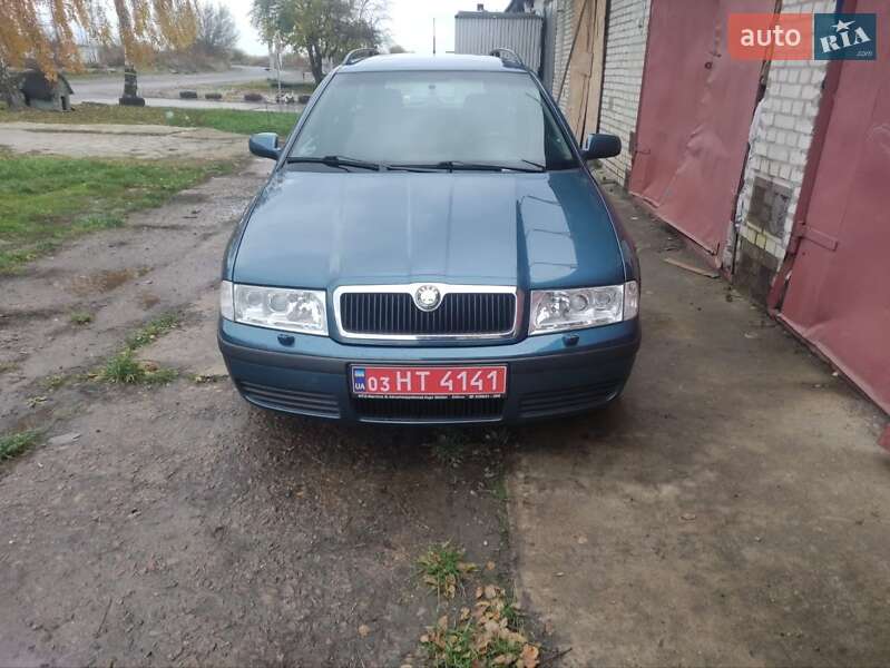 Универсал Skoda Octavia 2003 в Чернигове