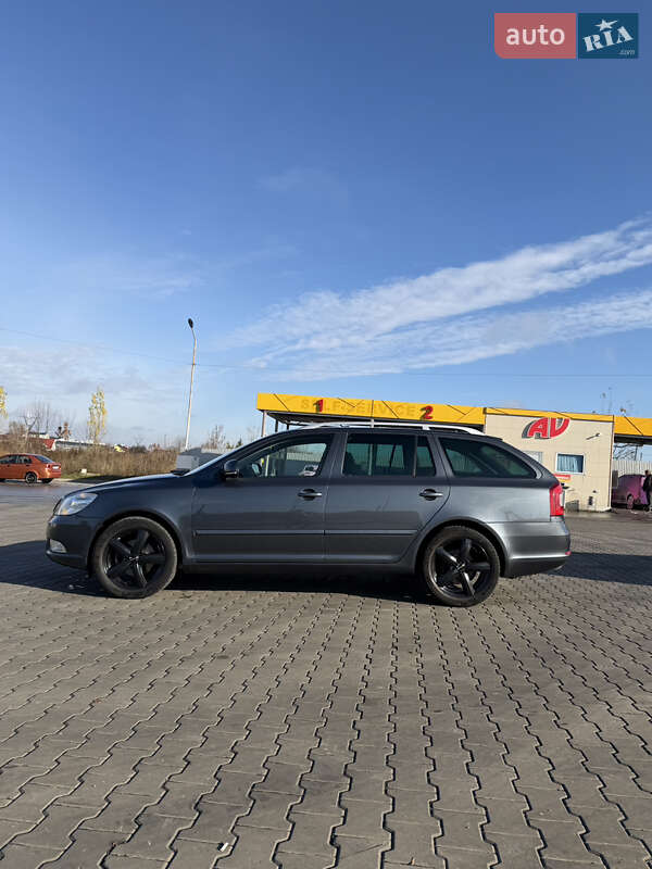 Универсал Skoda Octavia 2010 в Луцке