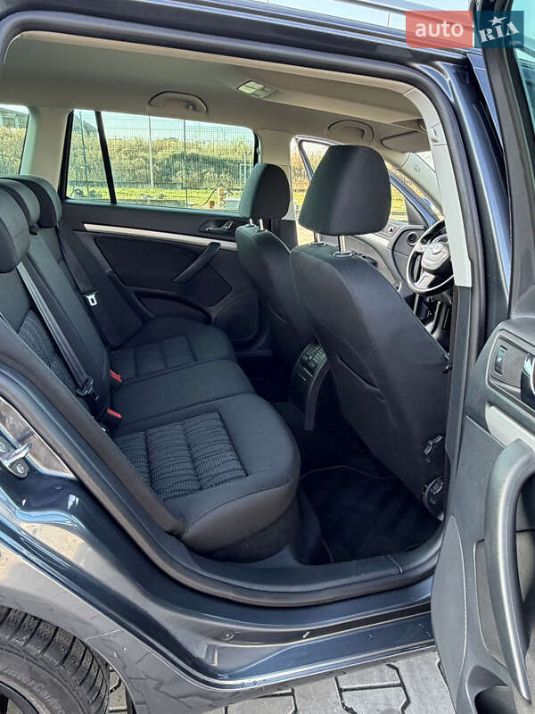 Универсал Skoda Octavia 2010 в Луцке