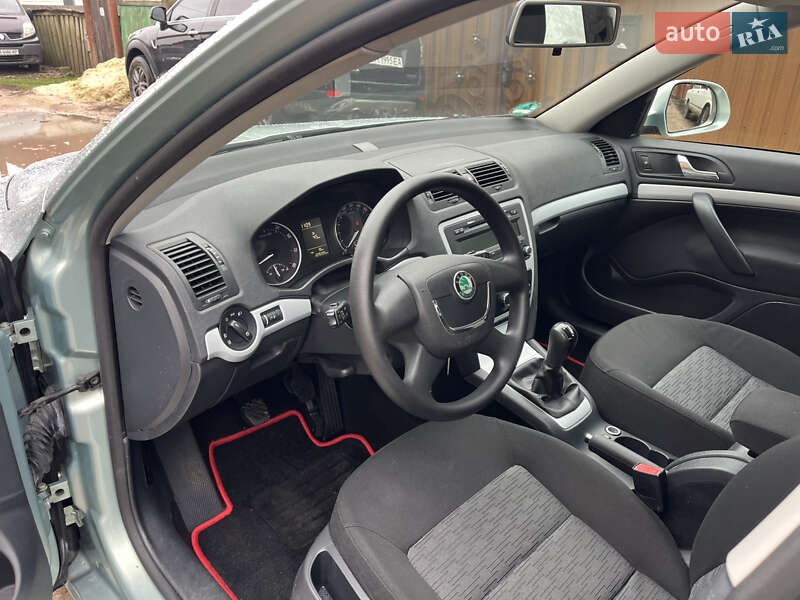 Лифтбек Skoda Octavia 2009 в Ахтырке фото 47 Лифтбек Skoda Octavia 2009 в Ахтырке