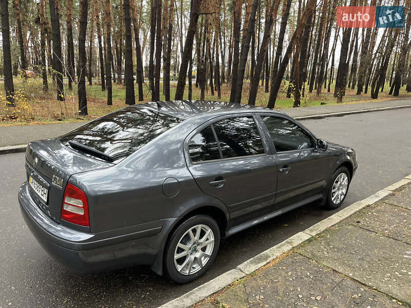 Лифтбек Skoda Octavia 2006 в Черкассах
