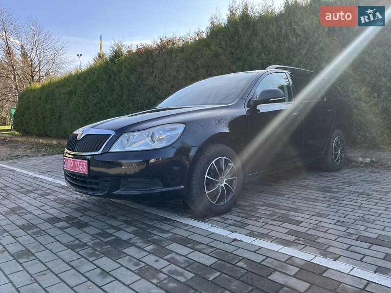 Универсал Skoda Octavia 2010 в Луцке