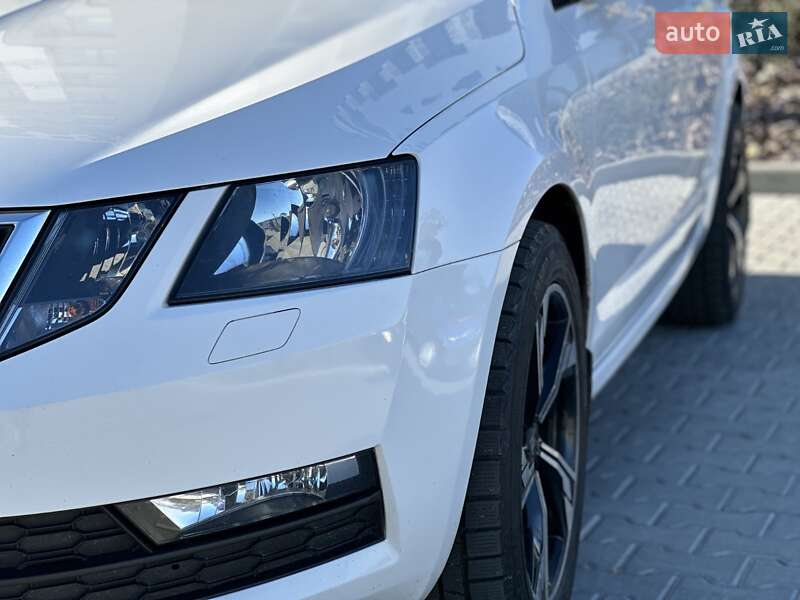Універсал Skoda Octavia 2017 в Кропивницькому