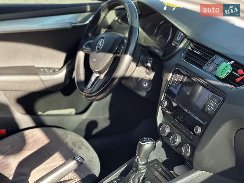 Універсал Skoda Octavia 2017 в Кропивницькому