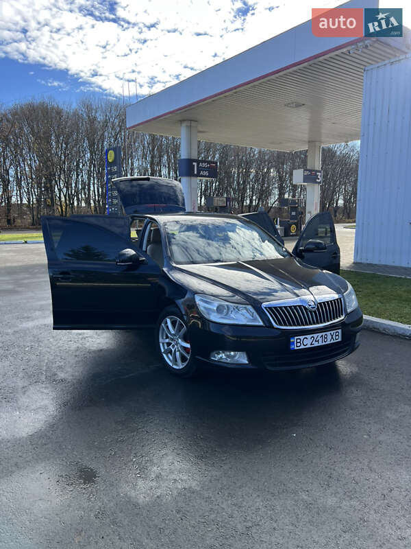 Универсал Skoda Octavia 2010 в Стрые