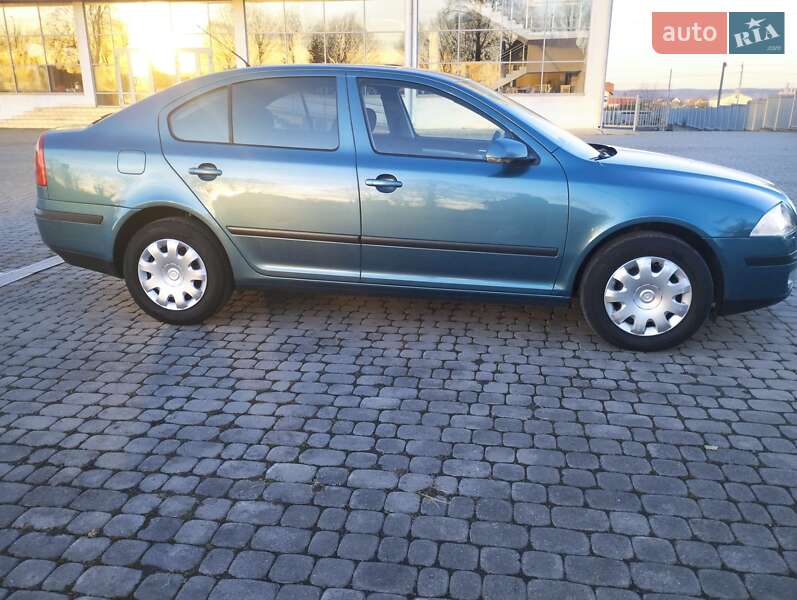 Лифтбек Skoda Octavia 2006 в Ивано-Франковске