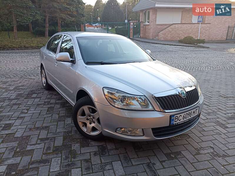 Лифтбек Skoda Octavia 2012 в Львове