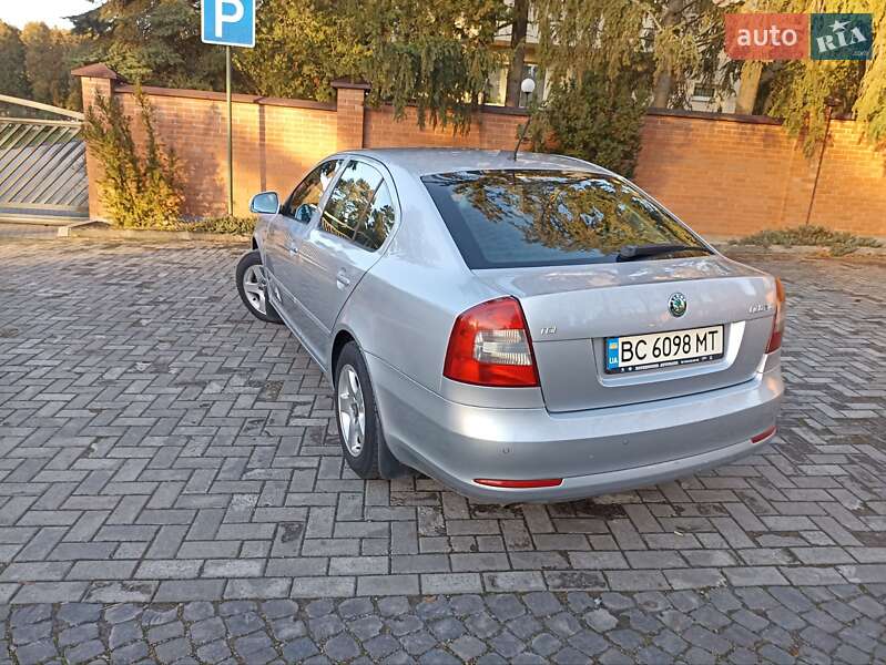 Лифтбек Skoda Octavia 2012 в Львове