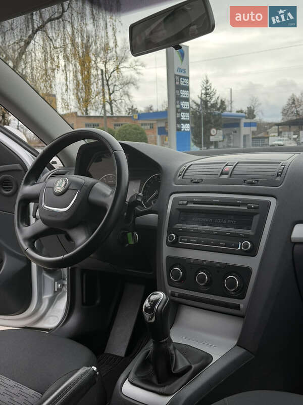 Универсал Skoda Octavia 2013 в Лубнах