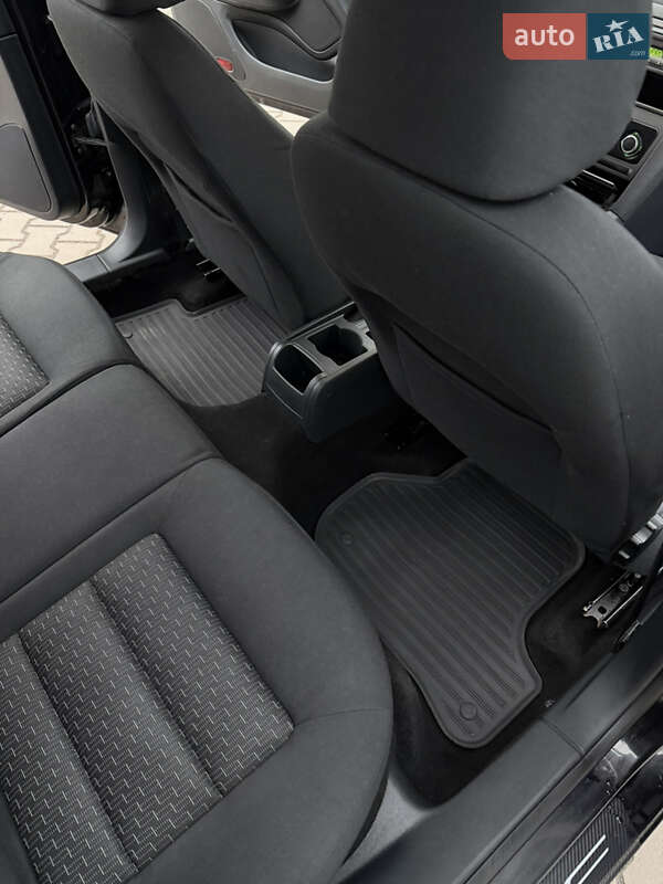 Лифтбек Skoda Octavia 2012 в Лубнах фото 29 Лифтбек Skoda Octavia 2012 в Лубнах