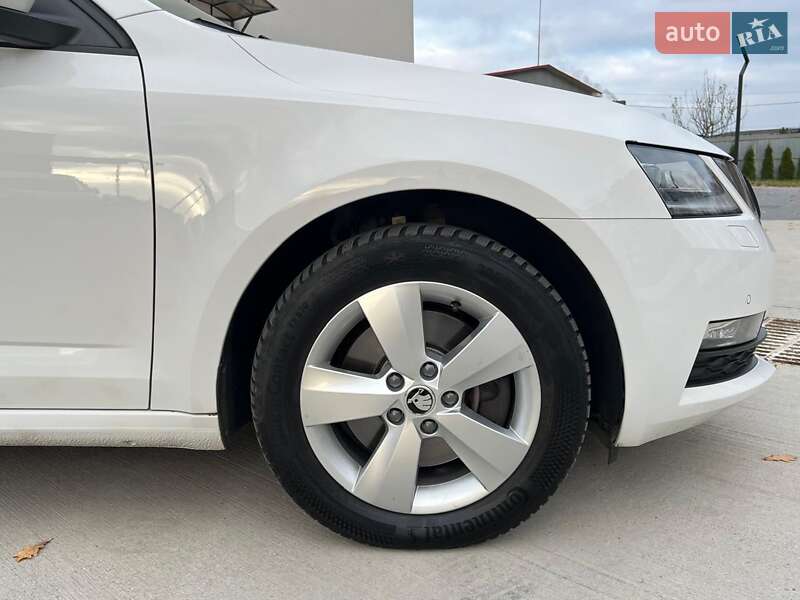Универсал Skoda Octavia 2020 в Киеве фото 27 Универсал Skoda Octavia 2020 в Киеве