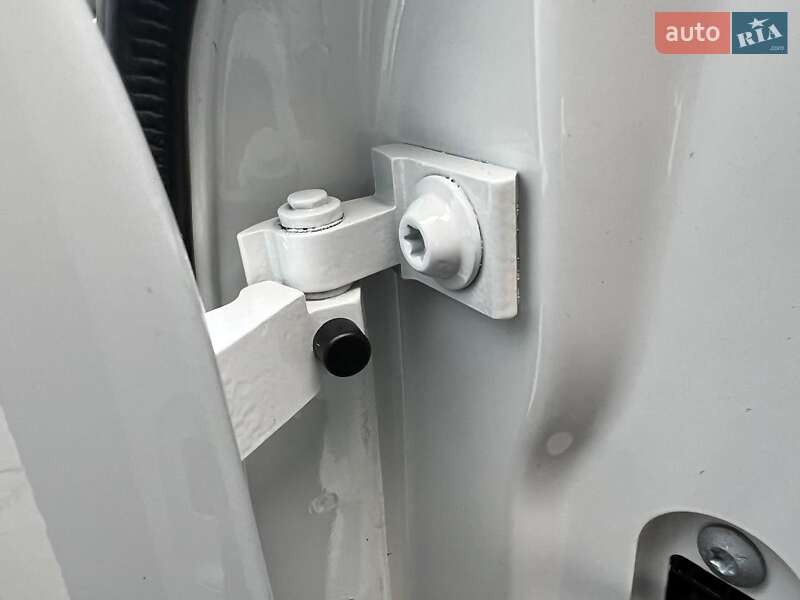 Универсал Skoda Octavia 2020 в Киеве фото 78 Универсал Skoda Octavia 2020 в Киеве