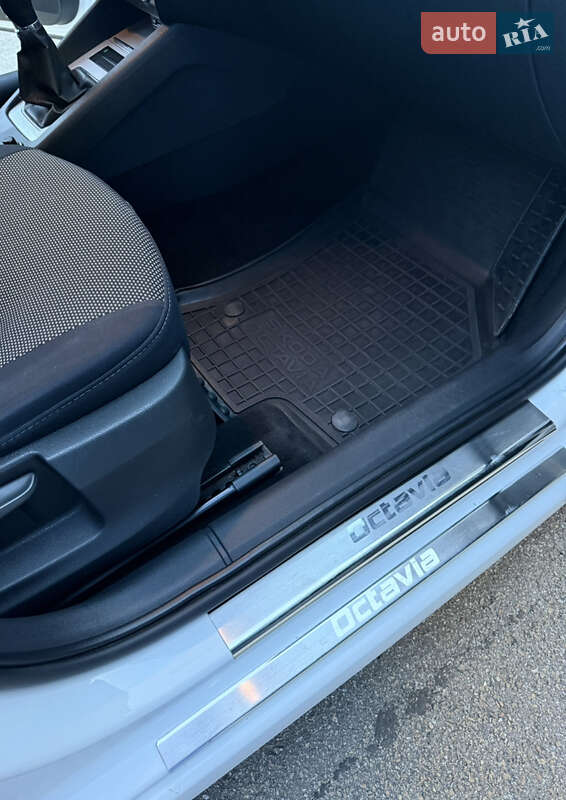 Универсал Skoda Octavia 2013 в Львове