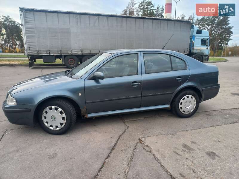 Лифтбек Skoda Octavia 2005 в Сумах