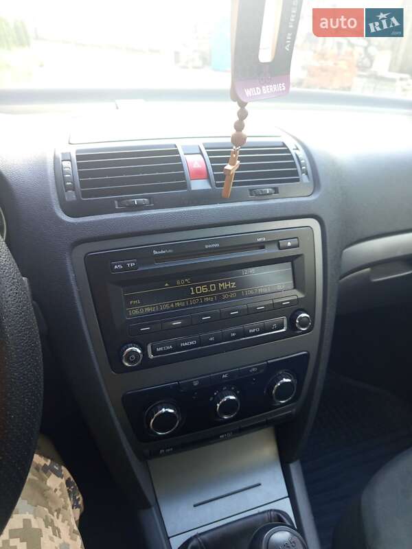 Универсал Skoda Octavia 2010 в Хмельницком фото 5 Универсал Skoda Octavia 2010 в Хмельницком