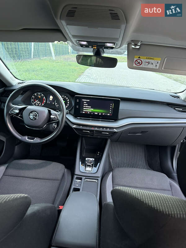 Ліфтбек Skoda Octavia 2022 в Чернівцях