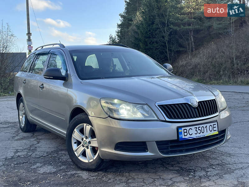 Универсал Skoda Octavia 2010 в Турке фото 17 Универсал Skoda Octavia 2010 в Турке