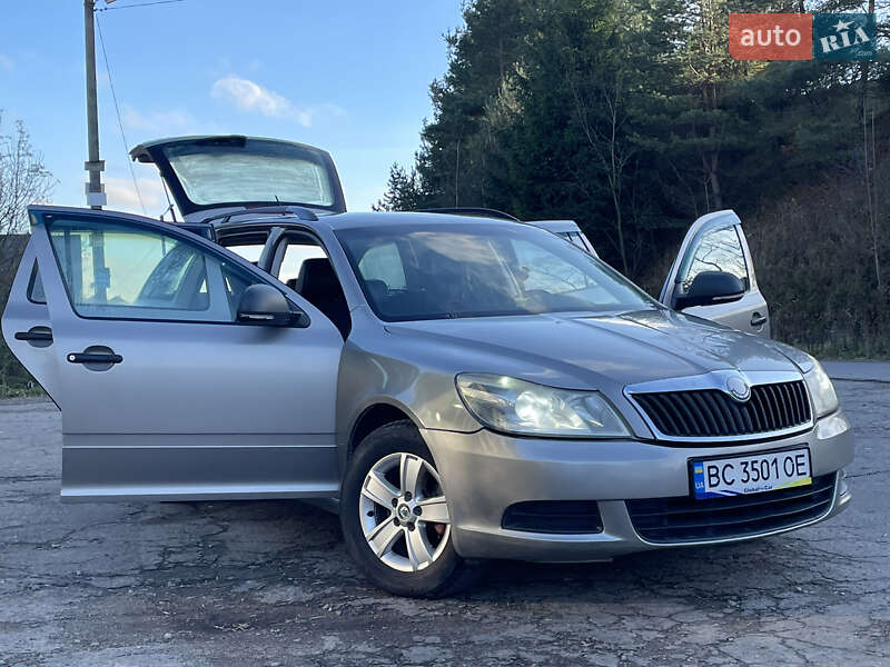 Универсал Skoda Octavia 2010 в Турке фото 27 Универсал Skoda Octavia 2010 в Турке