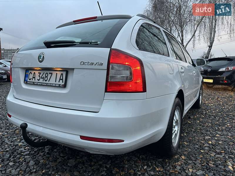 Универсал Skoda Octavia 2011 в Смеле фото 3 Универсал Skoda Octavia 2011 в Смеле