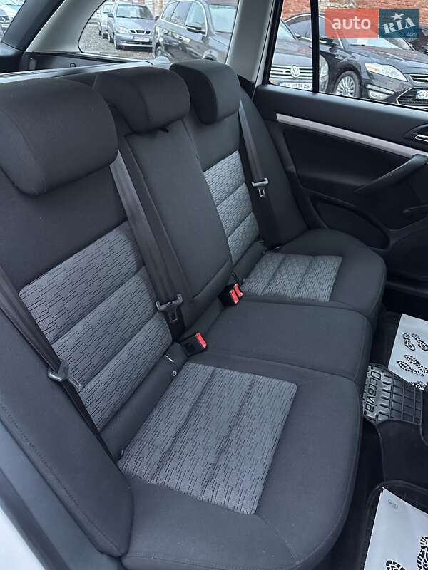 Универсал Skoda Octavia 2011 в Смеле фото 17 Универсал Skoda Octavia 2011 в Смеле