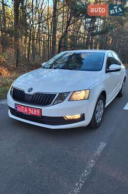 Лифтбек Skoda Octavia 2019 в Луцке