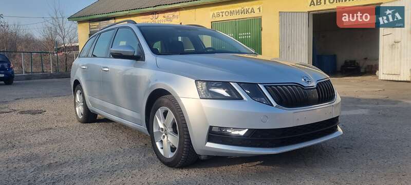Универсал Skoda Octavia 2019 в Киеве фото 14 Универсал Skoda Octavia 2019 в Киеве