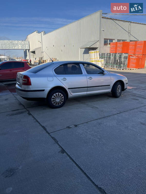 Лифтбек Skoda Octavia 2005 в Полтаве