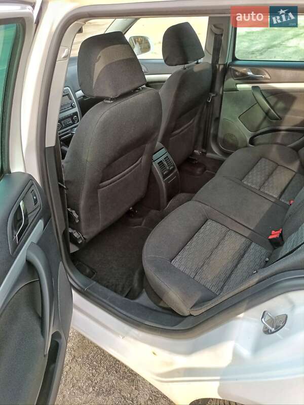 Универсал Skoda Octavia 2011 в Киеве фото 17 Универсал Skoda Octavia 2011 в Киеве