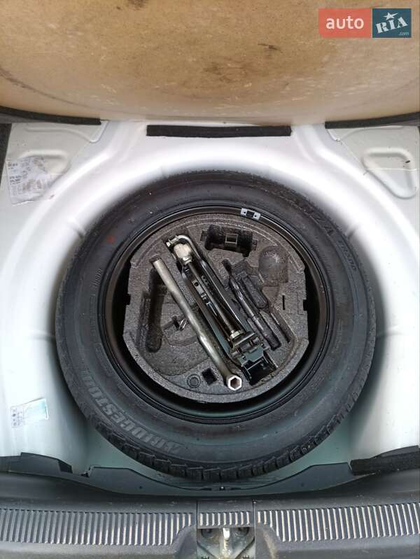 Универсал Skoda Octavia 2011 в Киеве фото 22 Универсал Skoda Octavia 2011 в Киеве