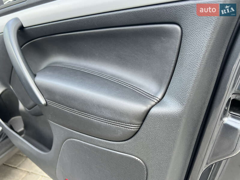 Универсал Skoda Octavia 2011 в Луцке фото 105 Универсал Skoda Octavia 2011 в Луцке