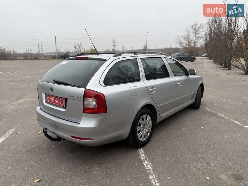 Универсал Skoda Octavia 2010 в Комсомольском фото 3 Универсал Skoda Octavia 2010 в Комсомольском