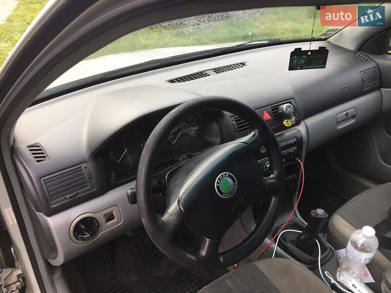 Универсал Skoda Octavia 1999 в Ужгороде