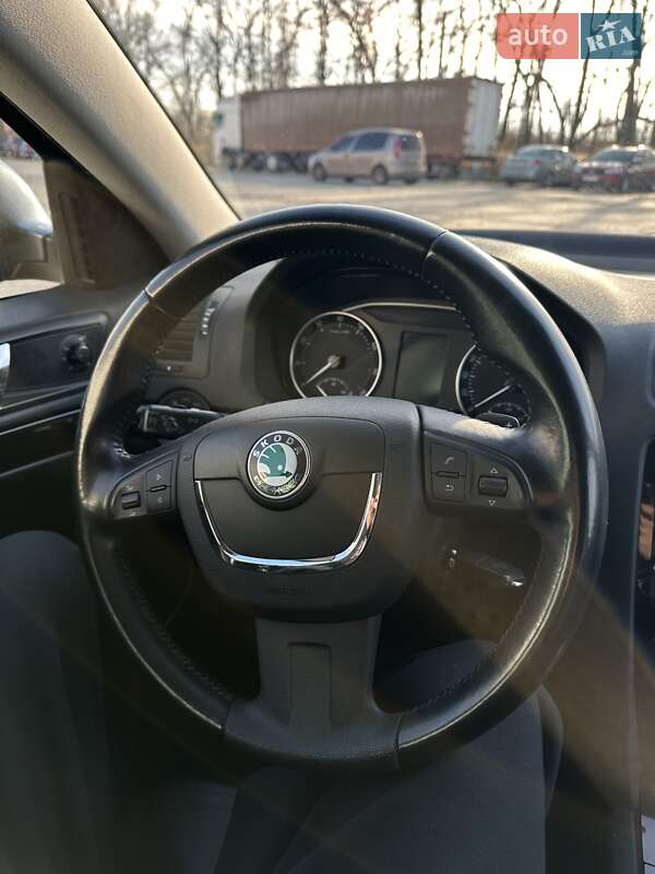 Универсал Skoda Octavia 2009 в Киеве фото 25 Универсал Skoda Octavia 2009 в Киеве