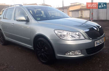 Універсал Skoda Octavia 2010 в Житомирі