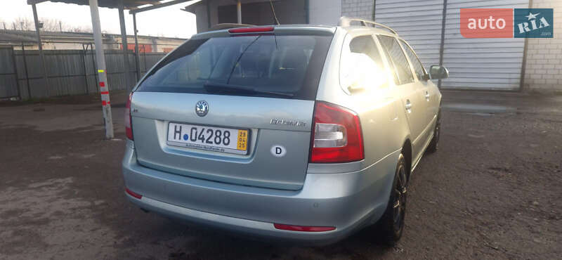 Універсал Skoda Octavia 2010 в Житомирі