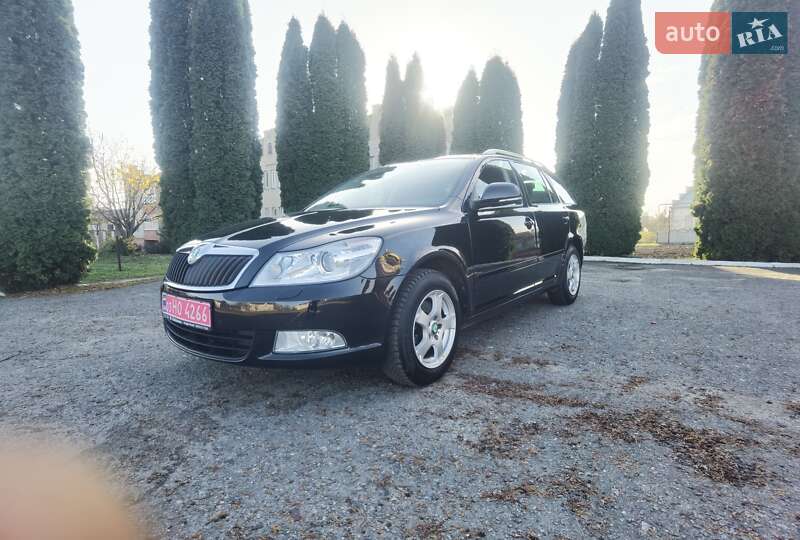Универсал Skoda Octavia 2011 в Дубно фото 6 Универсал Skoda Octavia 2011 в Дубно